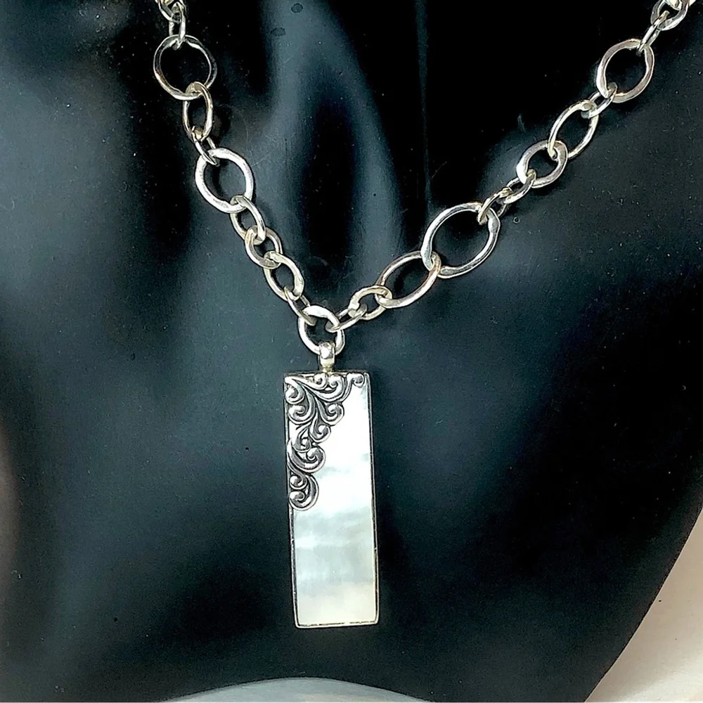 LOIS HILL Sterling Silver Cut Out Mother Of Pearl Open Link Toggle Necklace NWOT - Picture 14 of 17